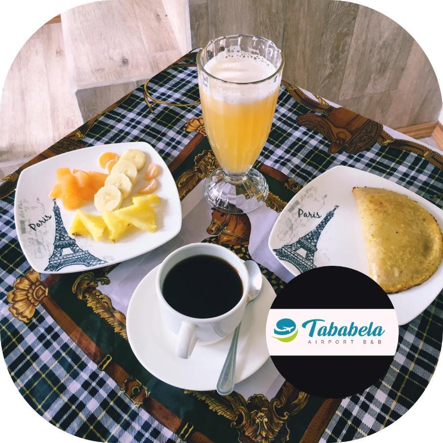 Tababela Airport B&B Exterior photo